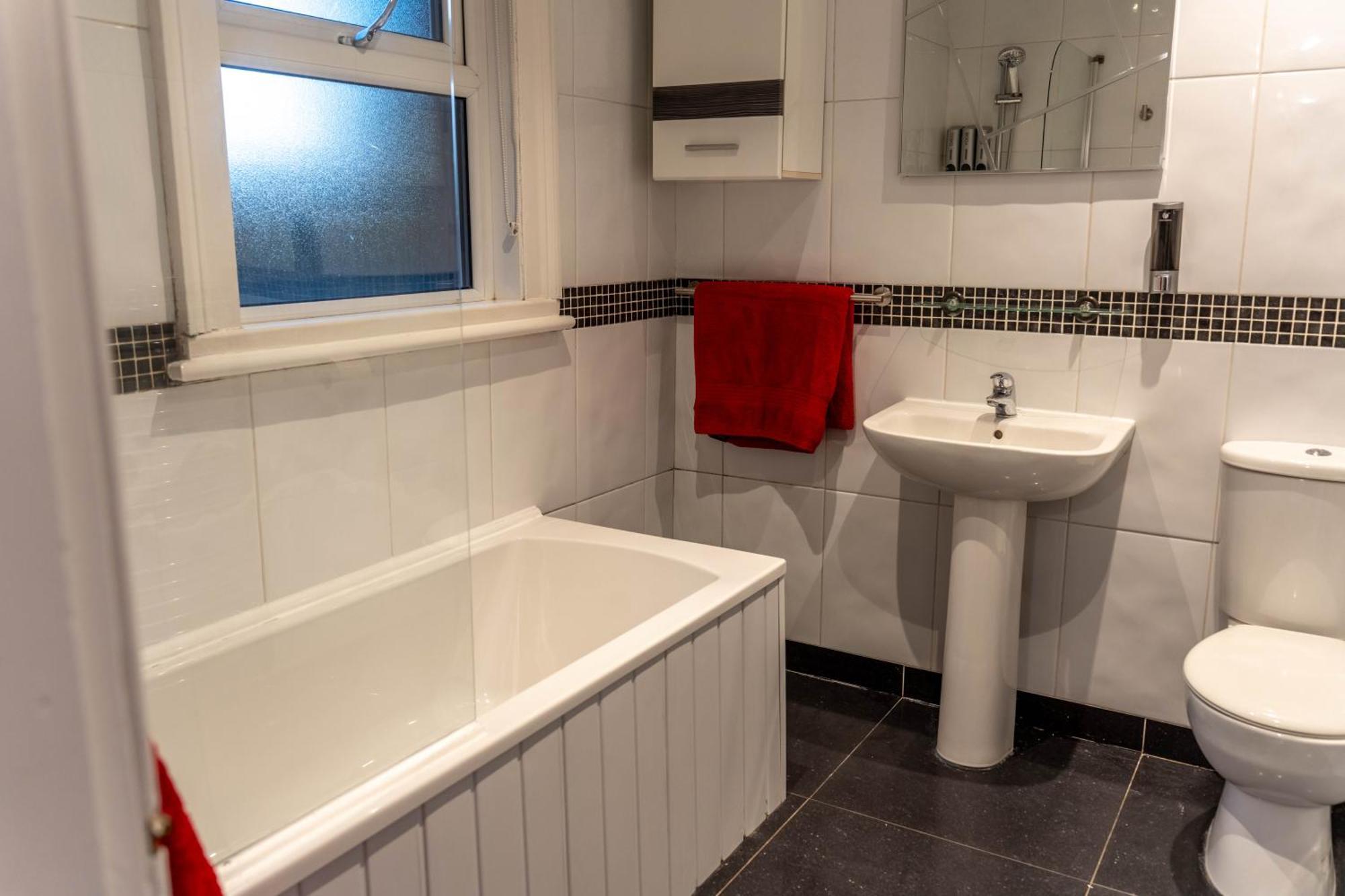 Lodging In Carrickfergus Centre Екстериор снимка
