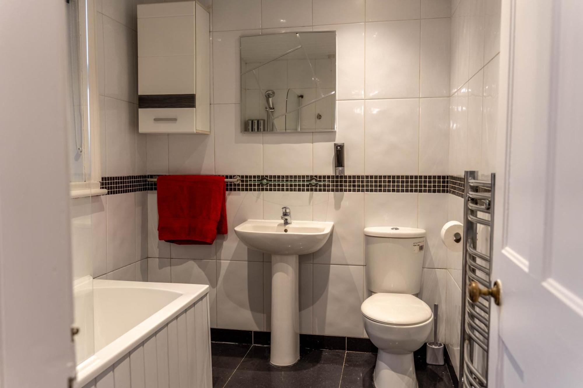 Lodging In Carrickfergus Centre Екстериор снимка