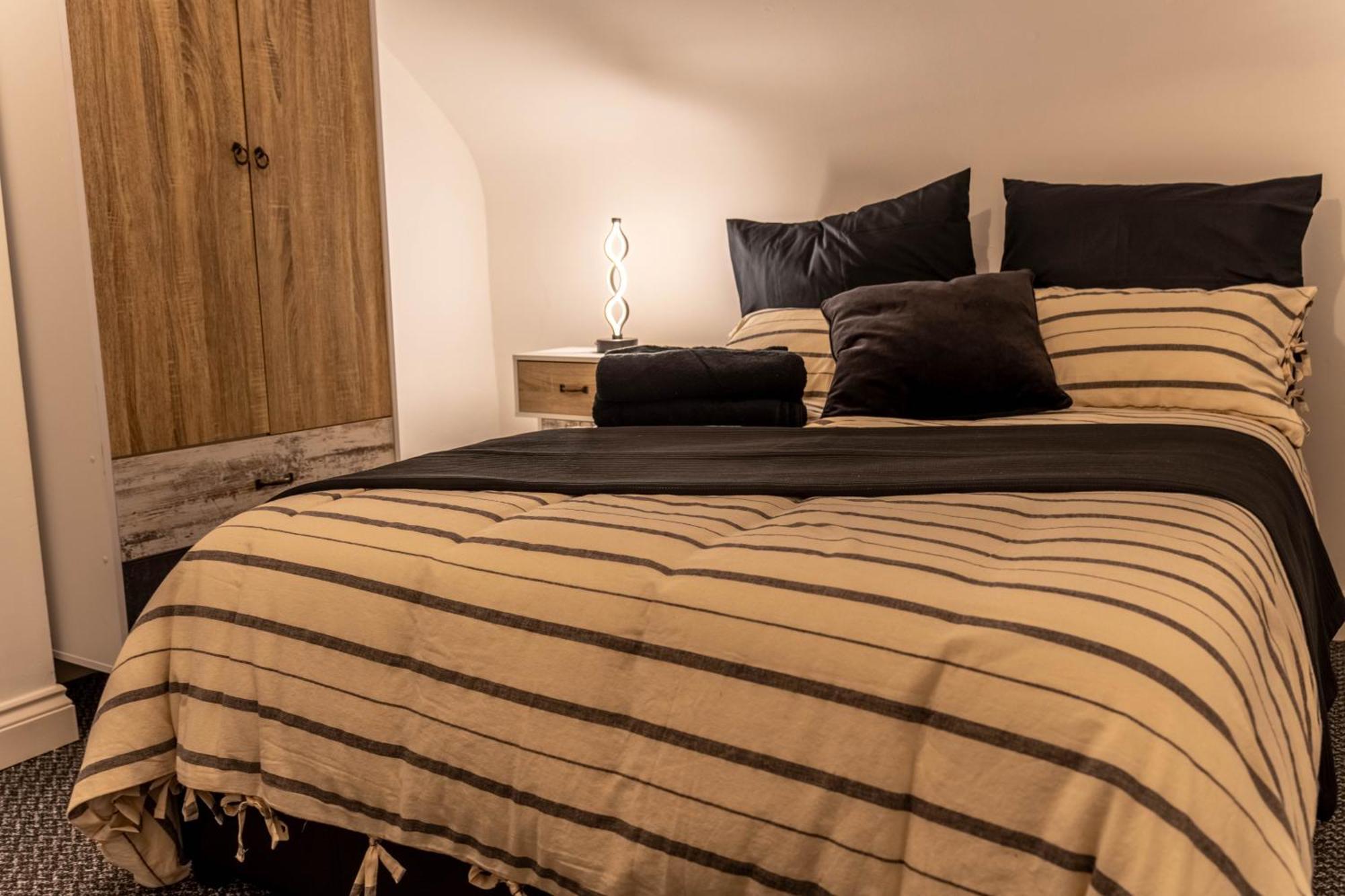 Lodging In Carrickfergus Centre Екстериор снимка