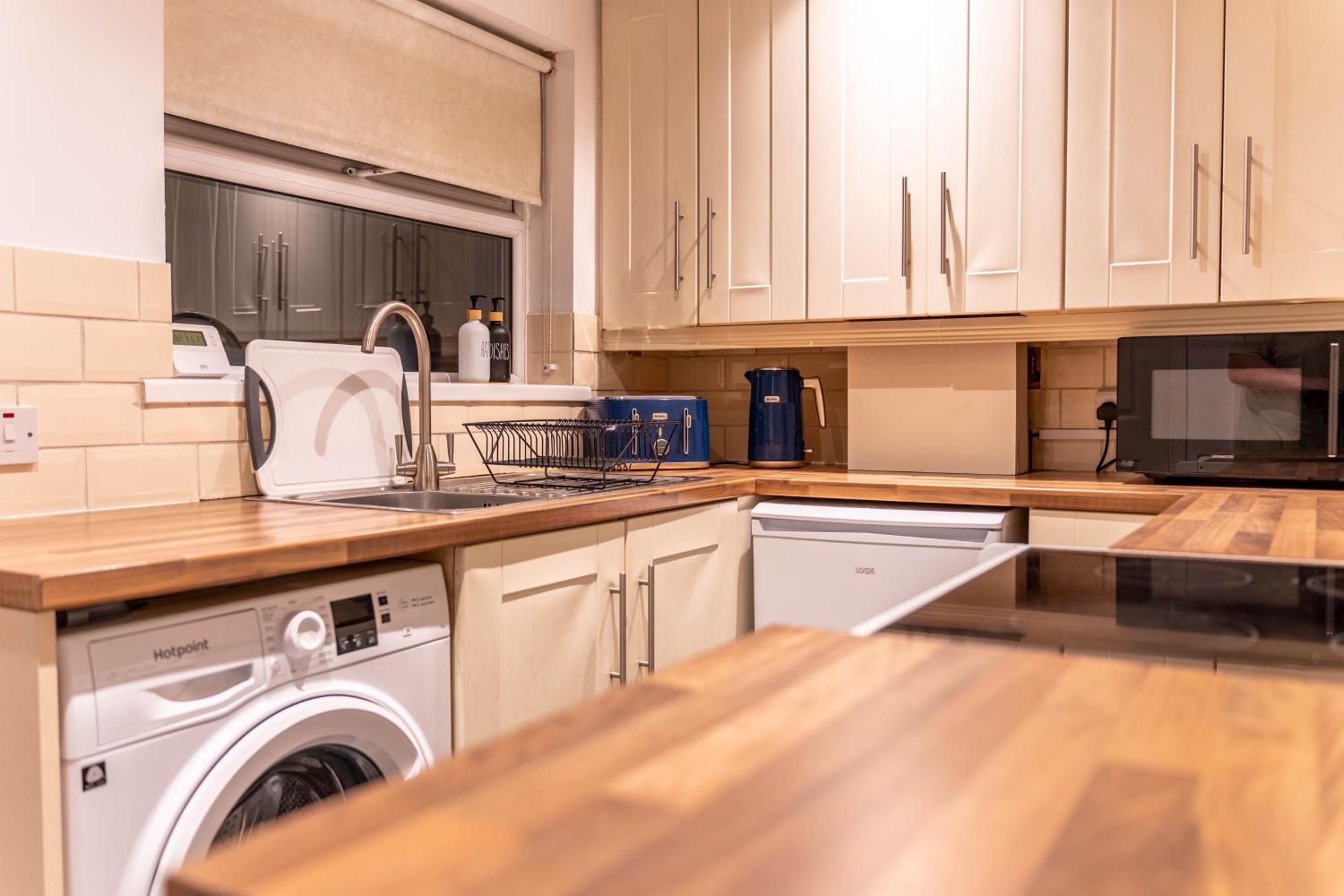 Lodging In Carrickfergus Centre Екстериор снимка